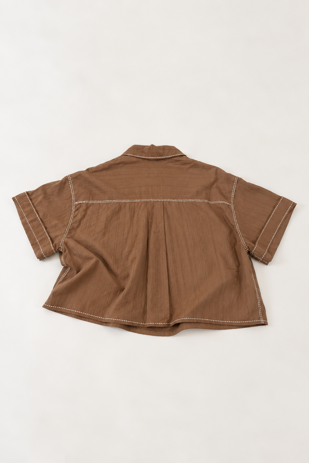 #131 Crop Single Pocket Short Sleeve