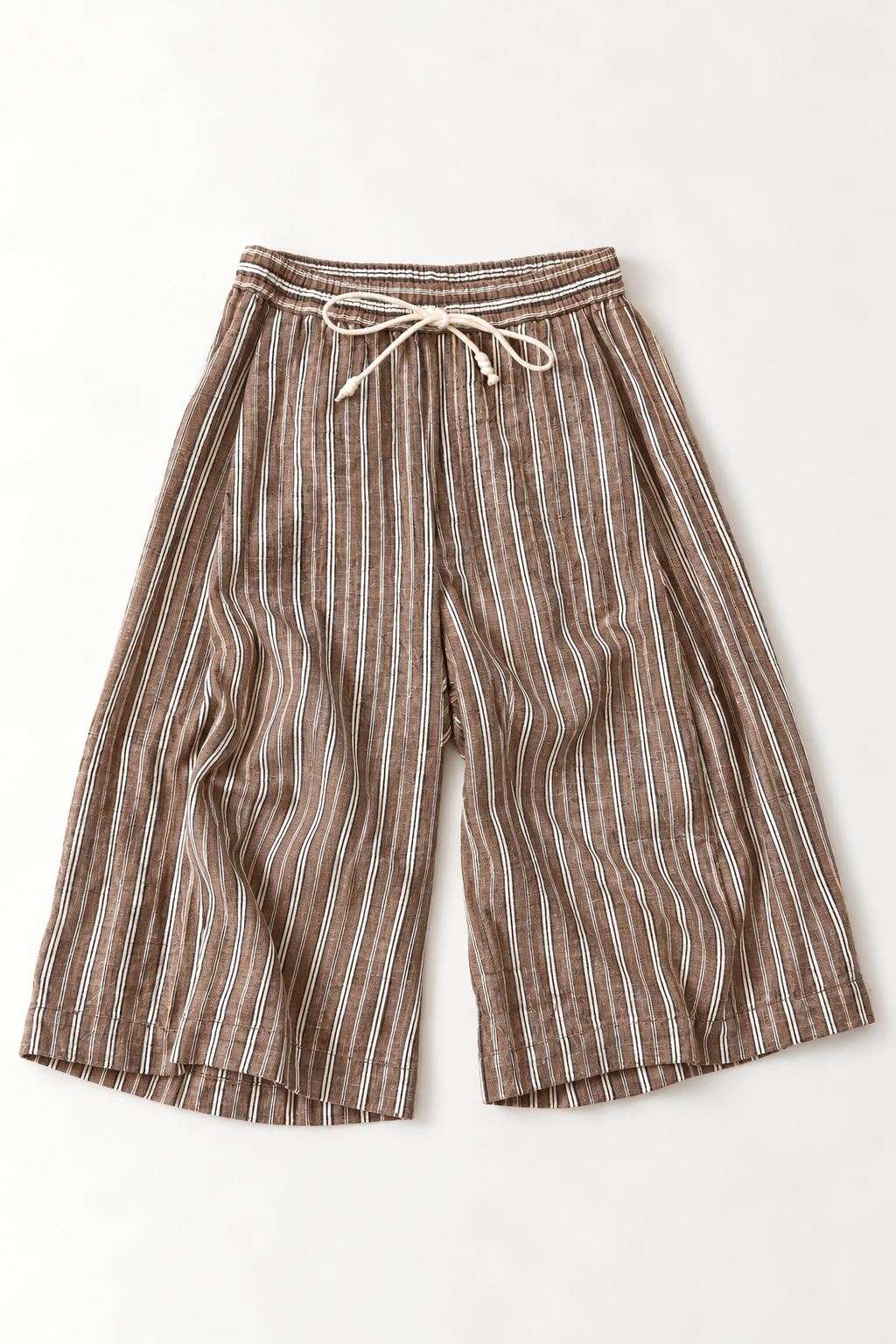 #173 Knife Pleat Bermuda