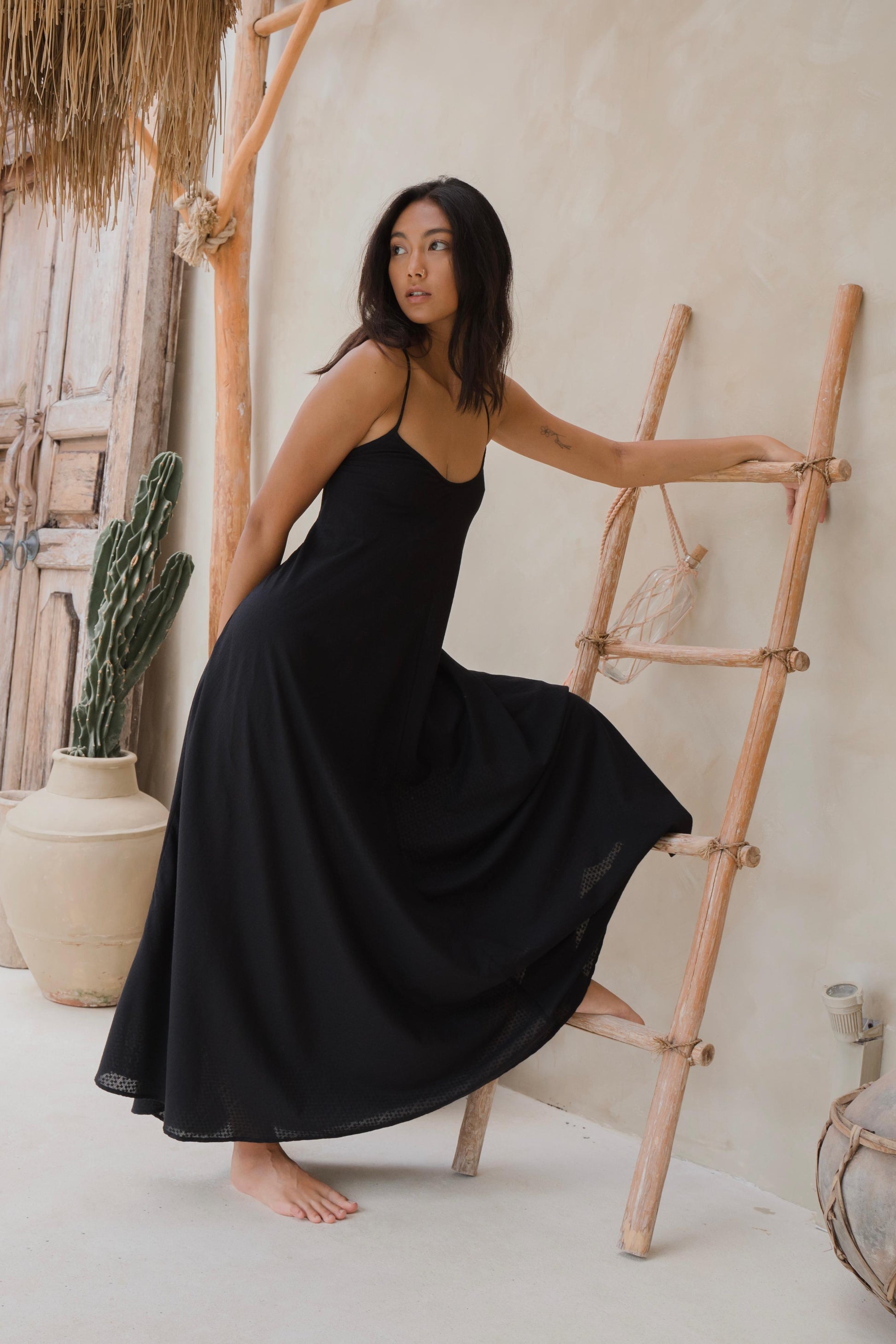 85 Karina Lace Back Dress Artisan Privilege 85 Karina Lace Back Dress Artisan Privilege