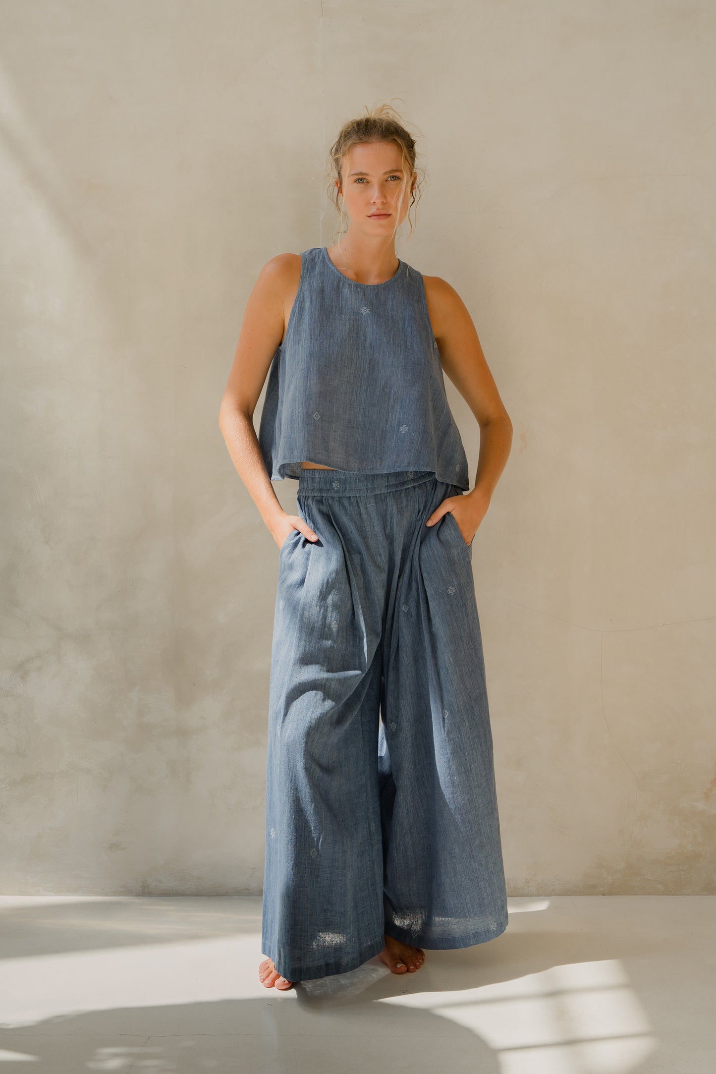 #94 Pleat Wide Leg Pants