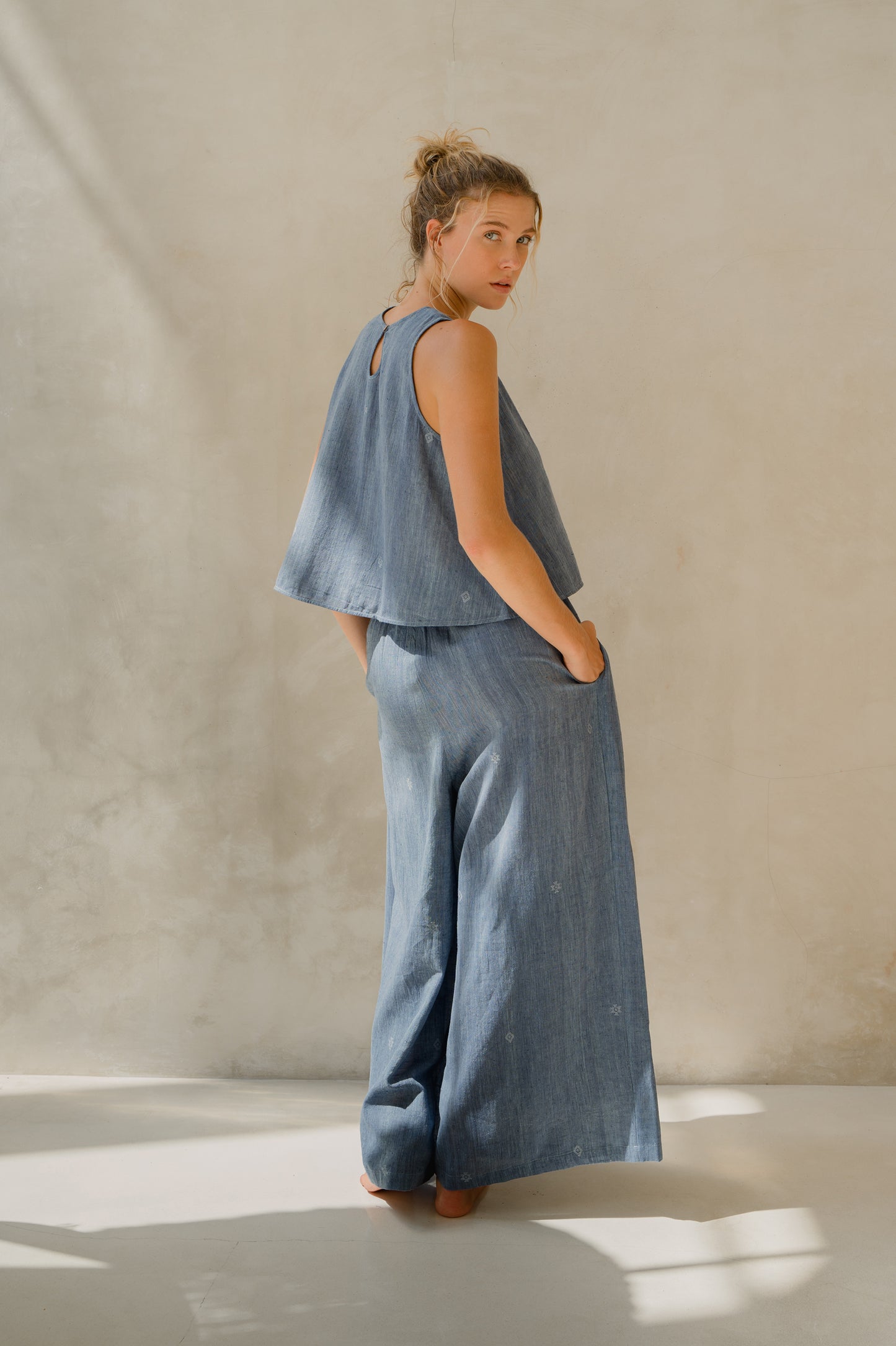 #94 Pleat Wide Leg Pants