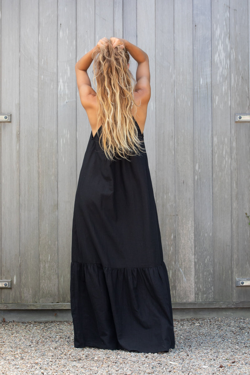 black bohemian dress